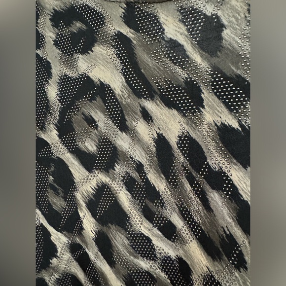 Leopard print body con small forever21 dress. - Picture 2 of 7